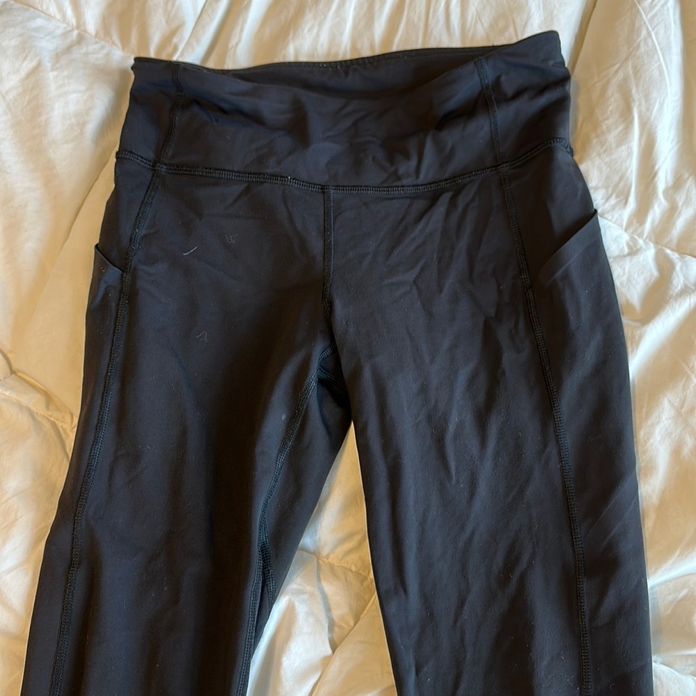 Lululemon fast and free crop 23” pockets size 4